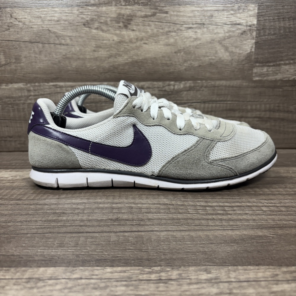 Nike Eclipse Gray Purple Womens US Size 8 EUR 39 324857-052 Sneakers